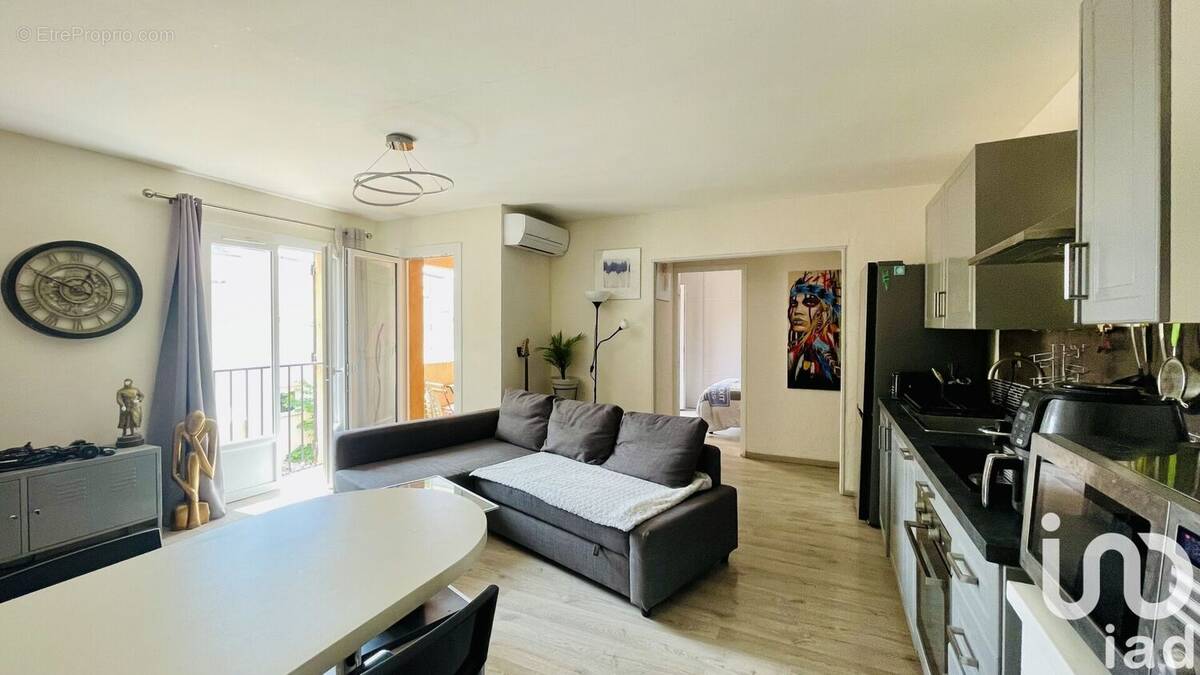 Photo 1 - Appartement à LA LONDE-LES-MAURES