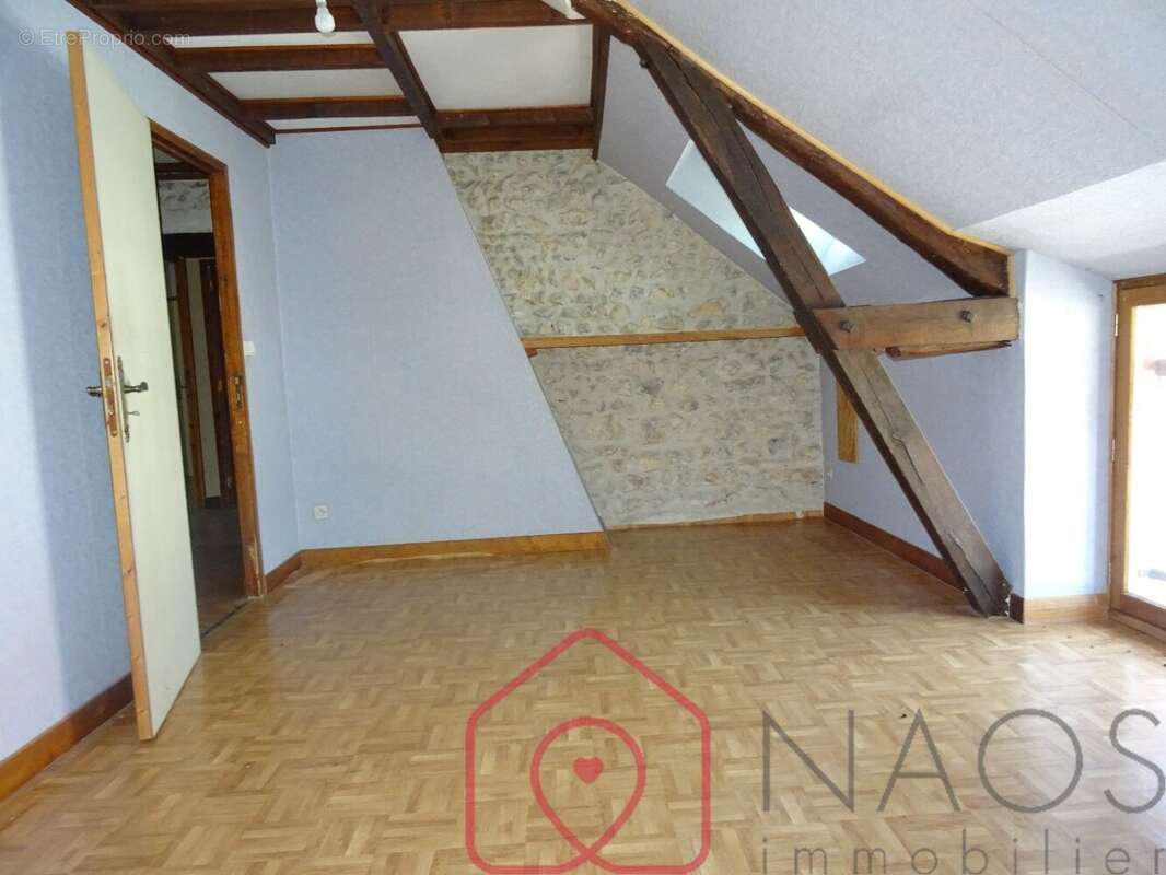 Maison à AUBIGNY-SUR-NERE