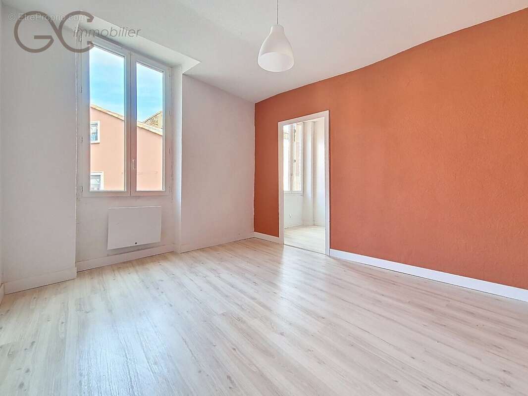 Maison à SAINT-CHINIAN