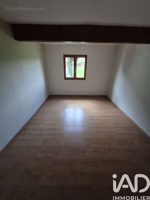 Maison 96 m² à Marques  - photo 5