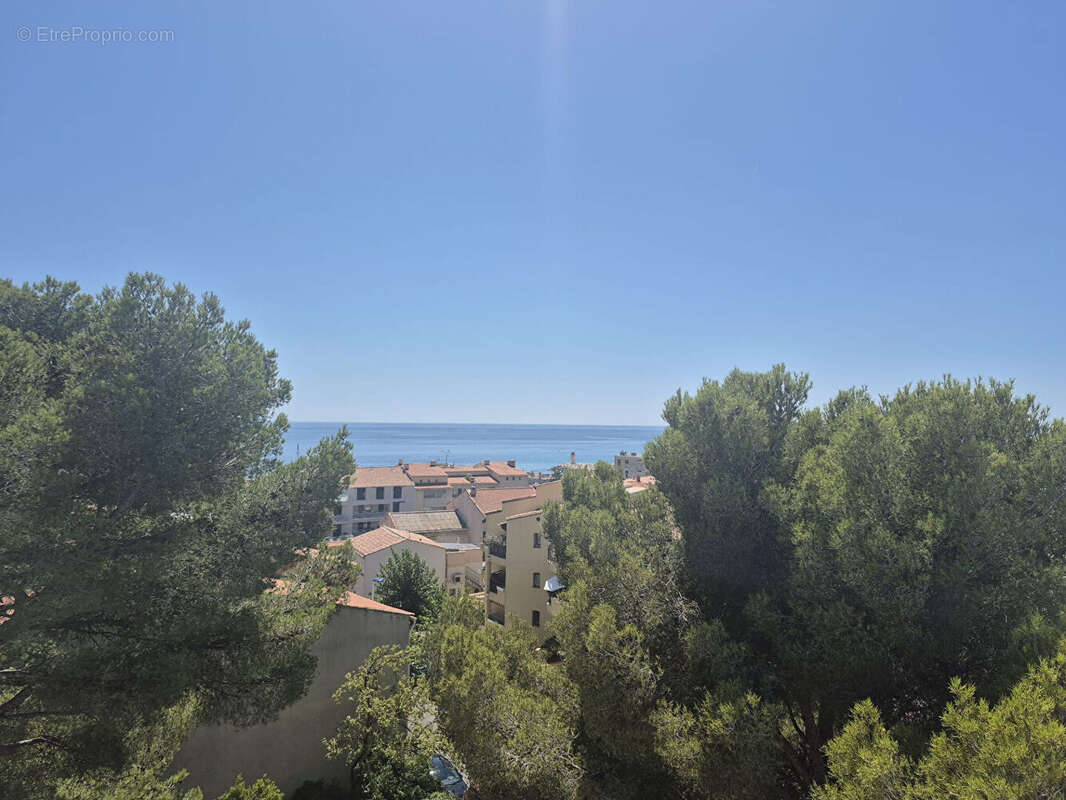 Appartement à SAUSSET-LES-PINS