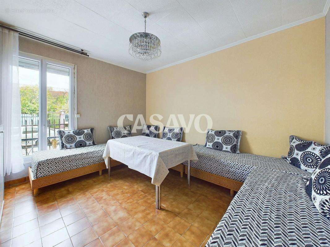 Vente Maison 8 pièces de 150m² - 93300 Aubervilliers - photo 2