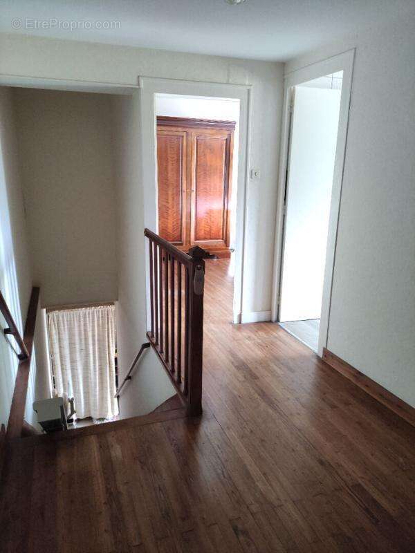 Maison à LES CHATELLIERS-CHATEAUMUR