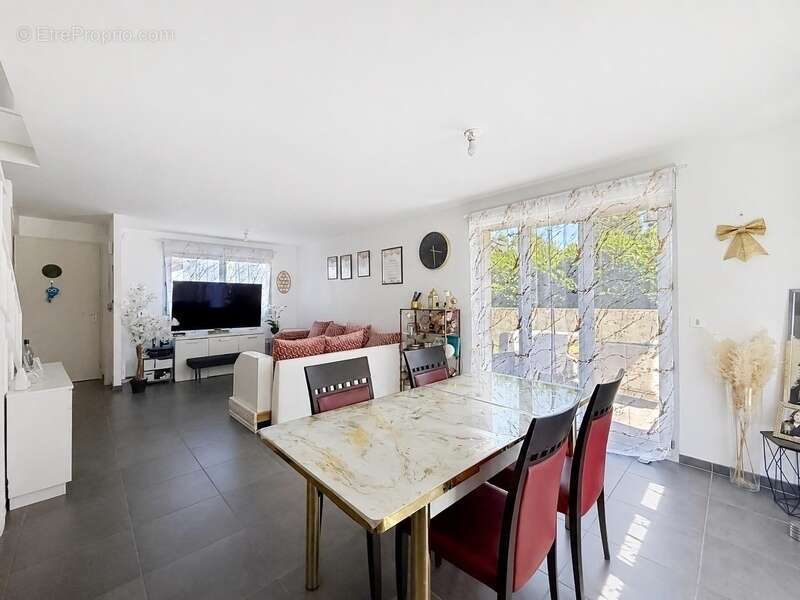Maison à vendre 5 pièces MONTAGNY LES LANCHES (74) - photo 3