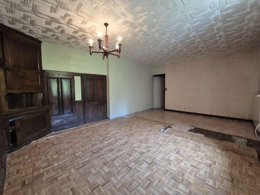 Maison à LONGEVILLE