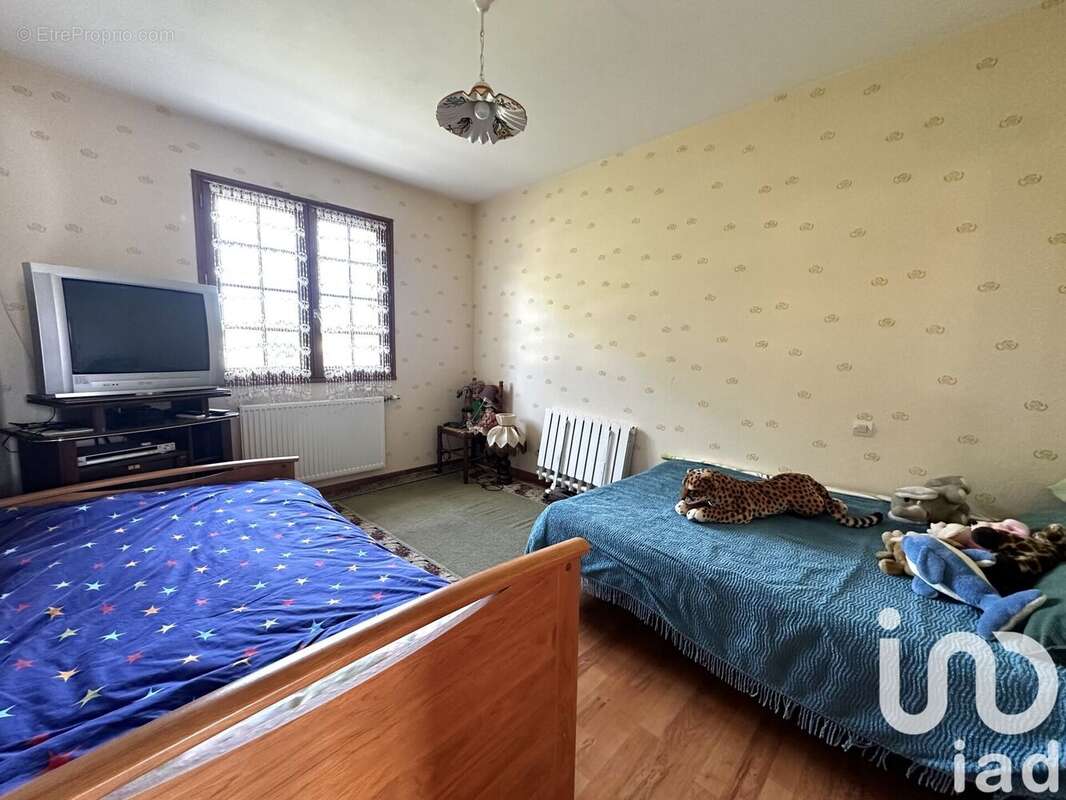 Photo 9 - Maison à ALLONNES