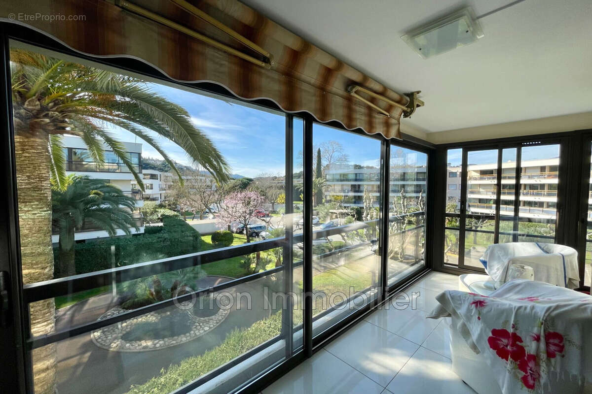 Appartement à MANDELIEU-LA-NAPOULE