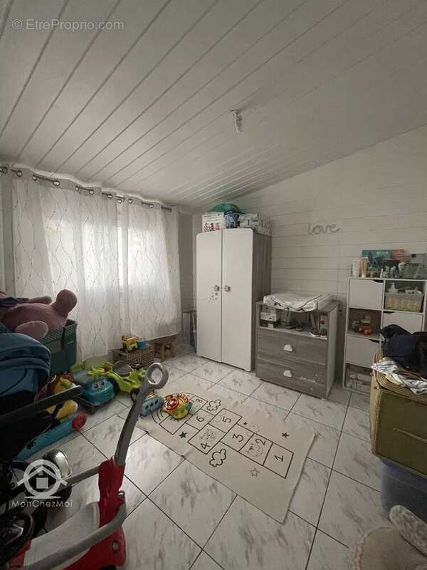 Maison à LES TROIS-BASSINS