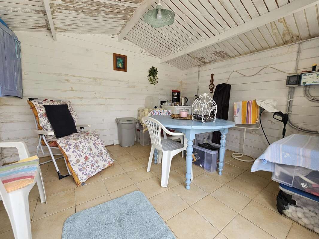 Maison à MONTEMBOEUF