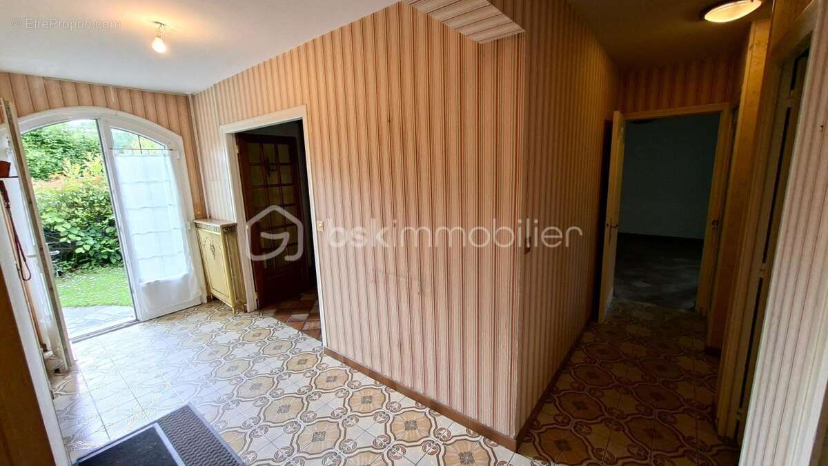 Maison à TESSY-SUR-VIRE