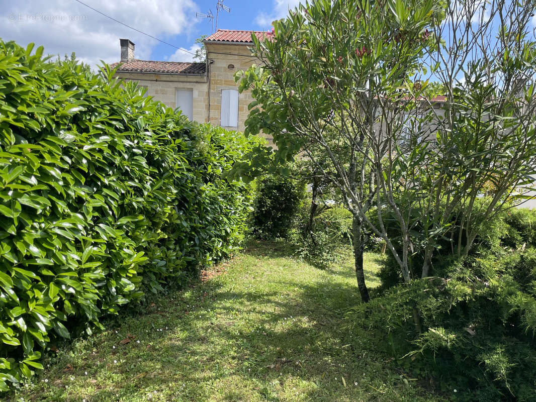 Maison à CASTILLON-LA-BATAILLE