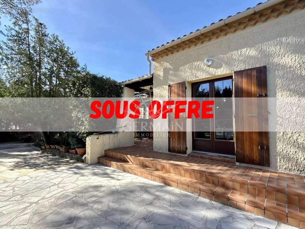Maison à L'ISLE-SUR-LA-SORGUE