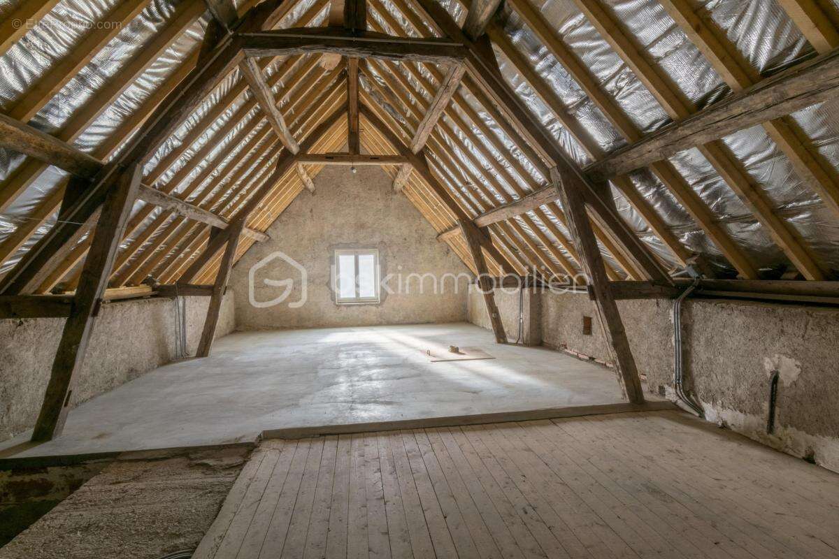 Maison à DAMPIERRE-EN-BURLY