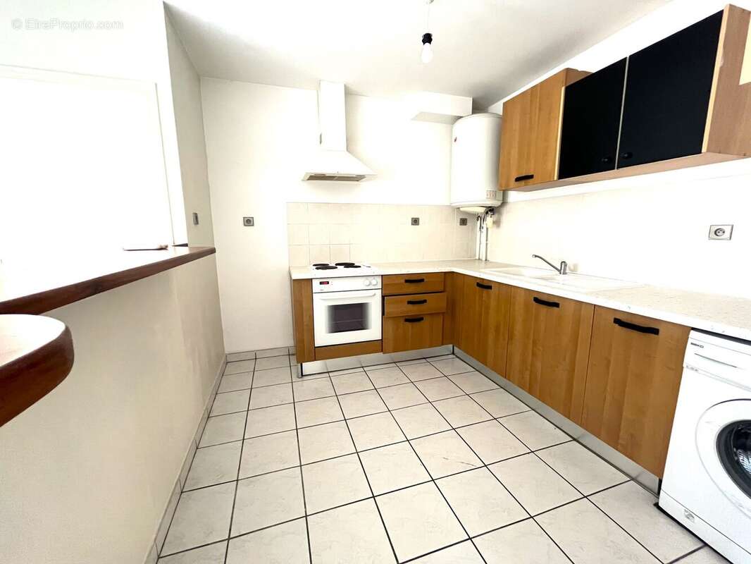 cuisne - Appartement à SAINT-DENIS