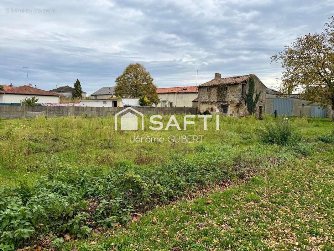 Photo 3 - Terrain à SAINT-AUBIN-DU-PLAIN