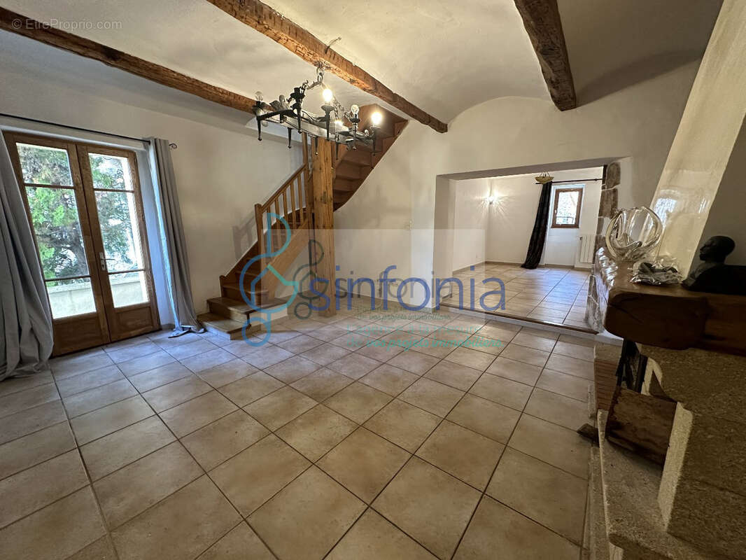 Maison à ALLEGRE-LES-FUMADES