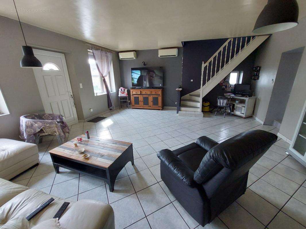 Maison à LESQUIELLES-SAINT-GERMAIN