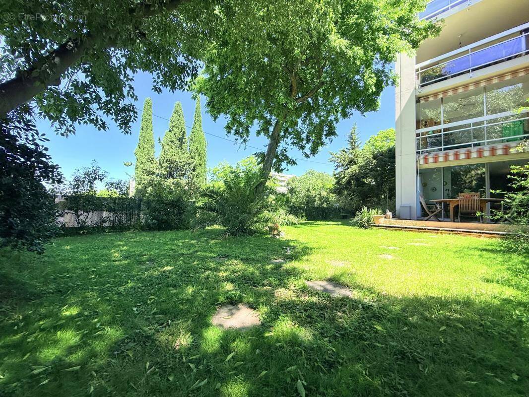 Appartement à MARSEILLE-9E