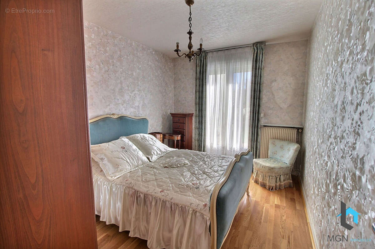 Maison à NOGENT-LE-ROI