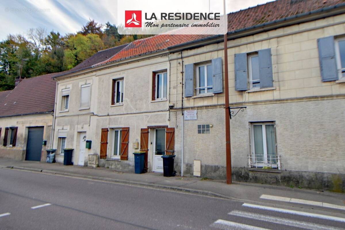 Maison à LA CHAPELLE-REANVILLE