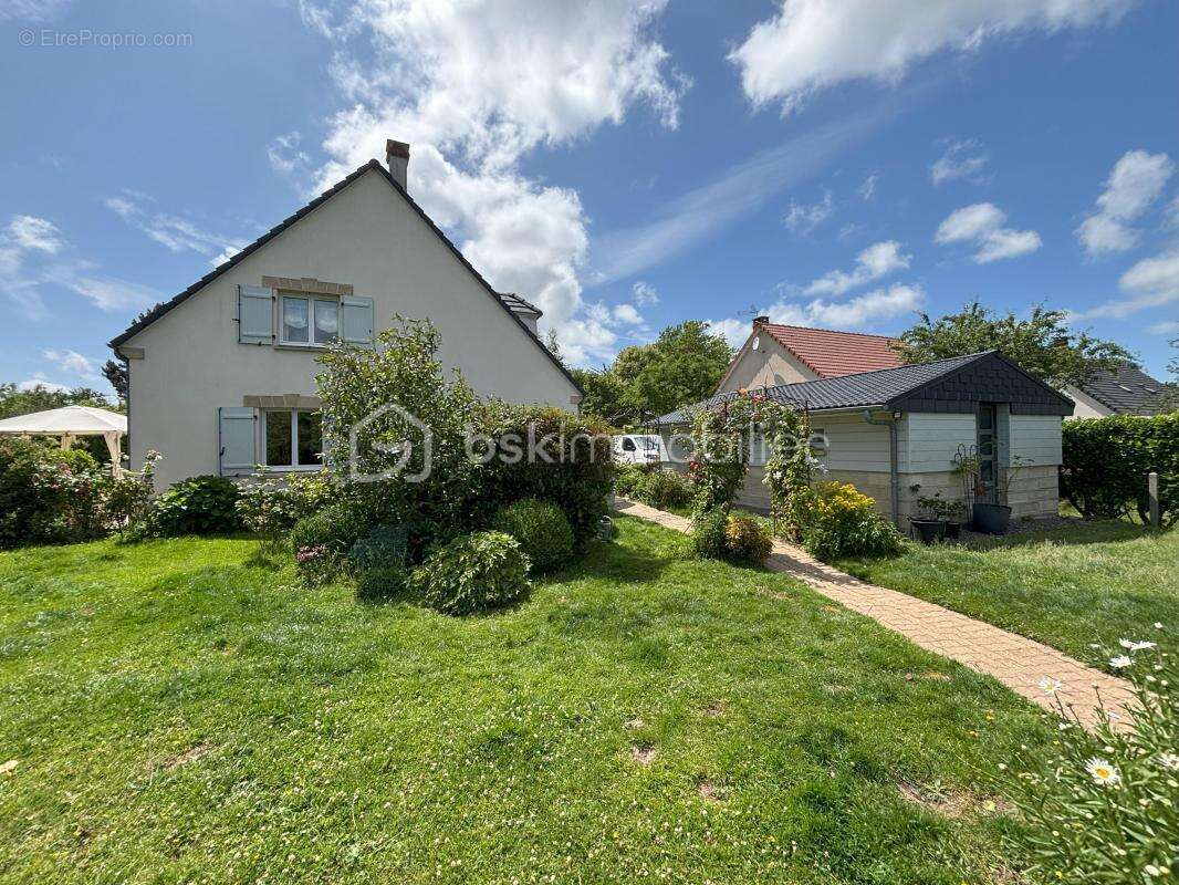 Maison à SAINT-REMY-BOSCROCOURT