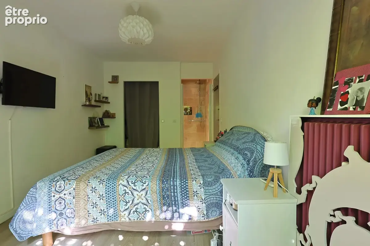 Antibes : 4 pièces avec extérieur d'environ 30 m², parking et cave - photo 10