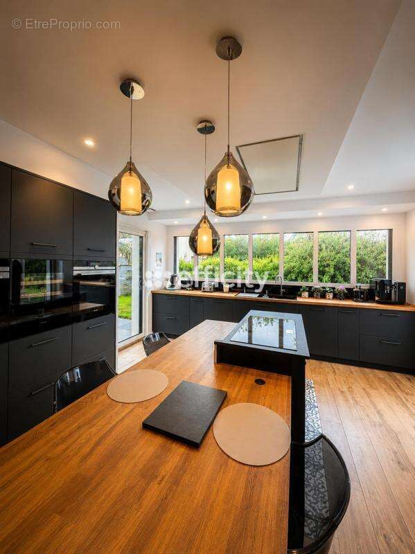 Maison 210 m² à Brece  - photo 16
