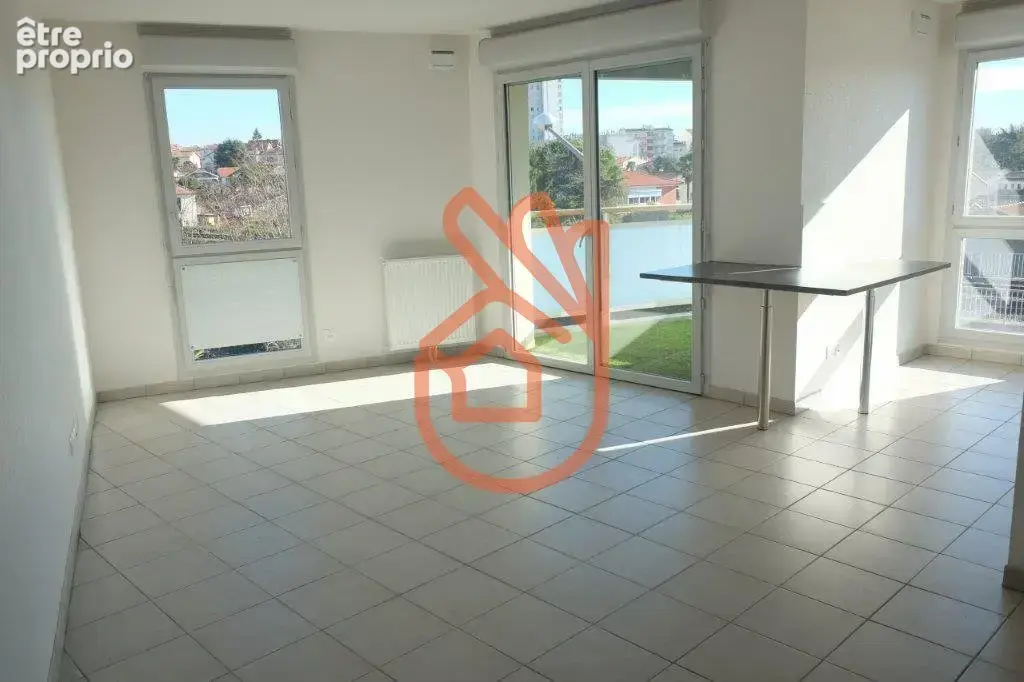 T3 de 61 m² balcon et un parking en sous-sol - photo 3