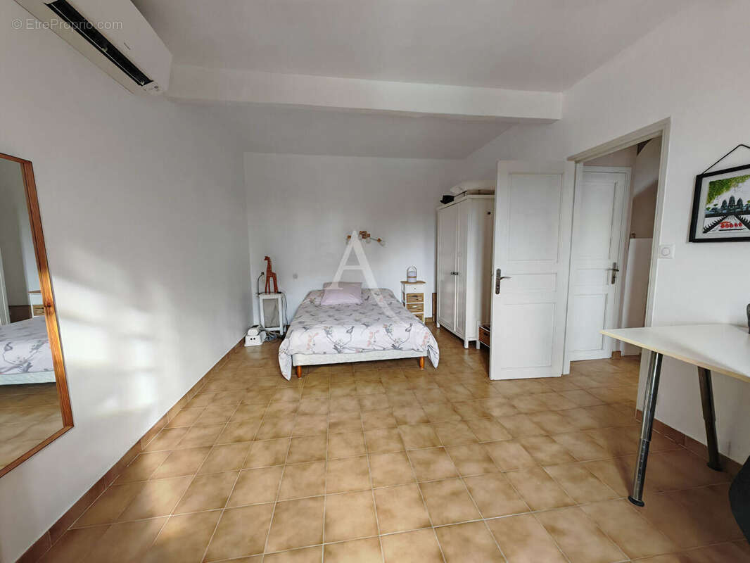 Maison à CARQUEIRANNE