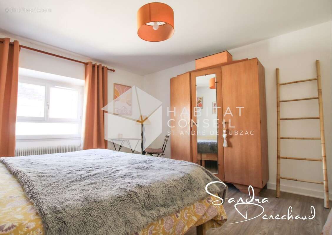 Maison à PRIGNAC-ET-MARCAMPS