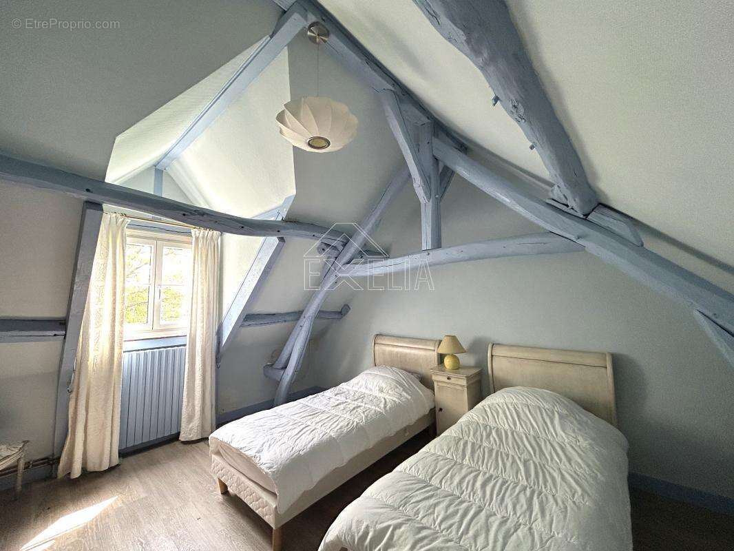 Propriété de caractère 12 pièces 638 m² avec piscine, dépendances équestres et parc de 1,4 ha à Villegats - photo 13