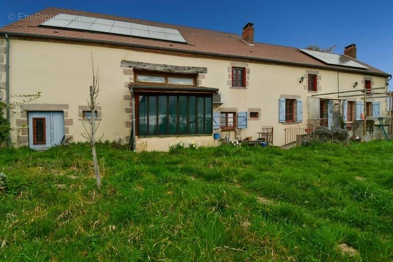 Maison à SAINT-SAUVIER