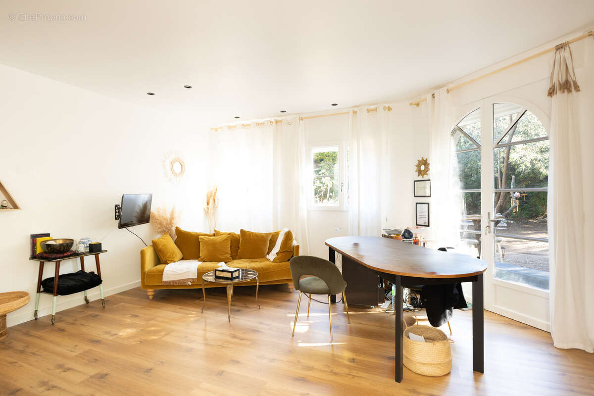 Maison à SAINT-RAPHAEL