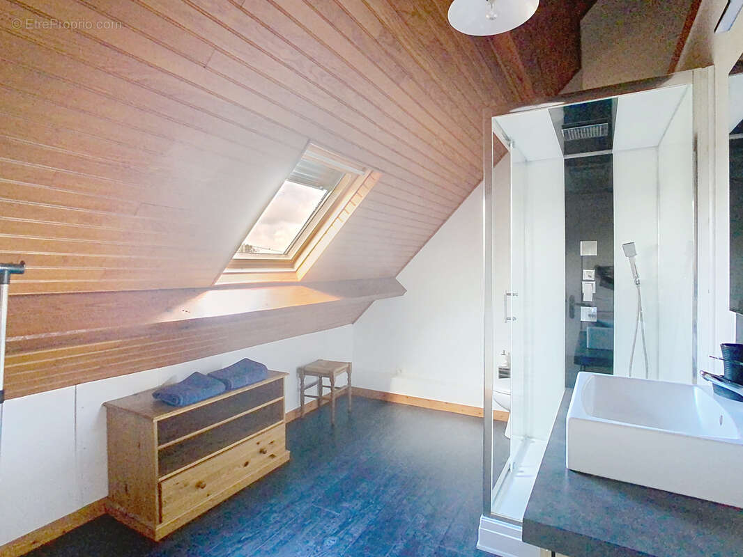 Maison à QUINEVILLE