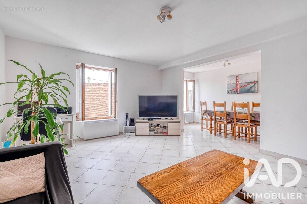 Photo 1 - Appartement à MOUROUX