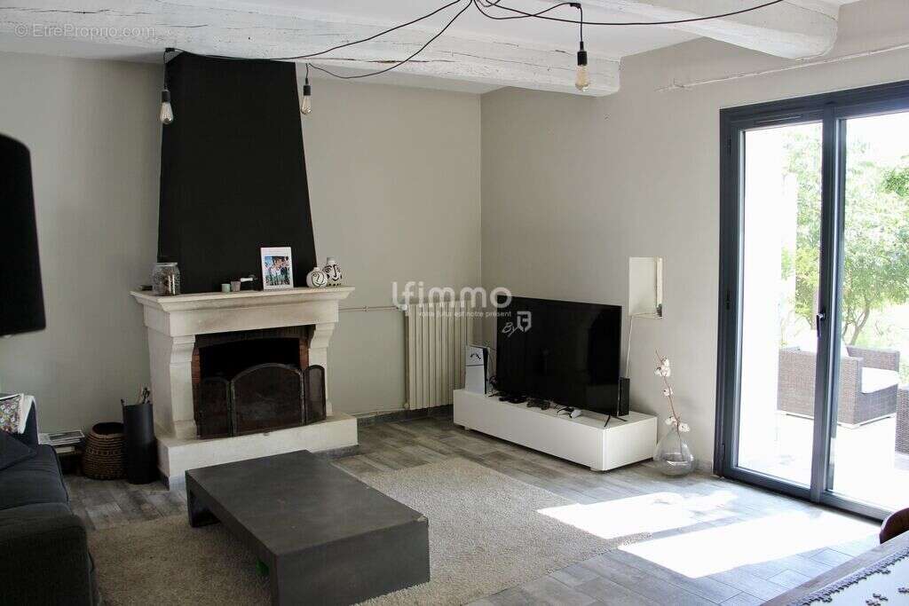 Bastide du 18e entièrement rénovée - photo 8