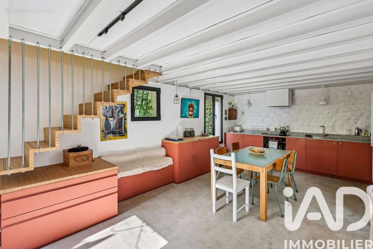 Photo 5 - Maison à IVRY-SUR-SEINE