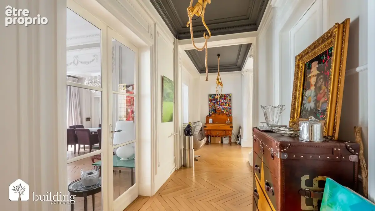 Paris 17e Arc de Triomphe - Appartement de réception 4 pièces de 178,99 m² - photo 5