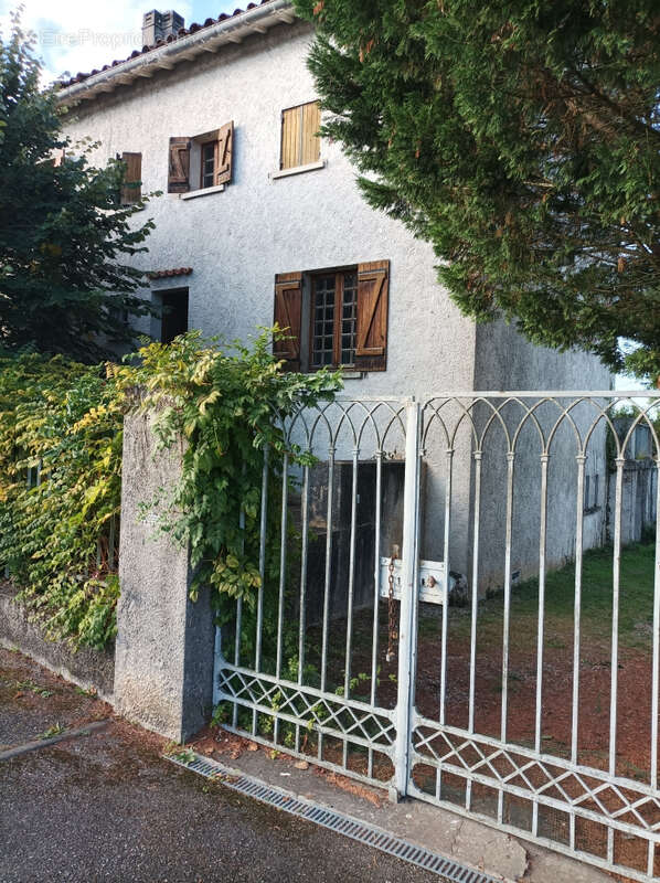 Maison à MONSEMPRON-LIBOS