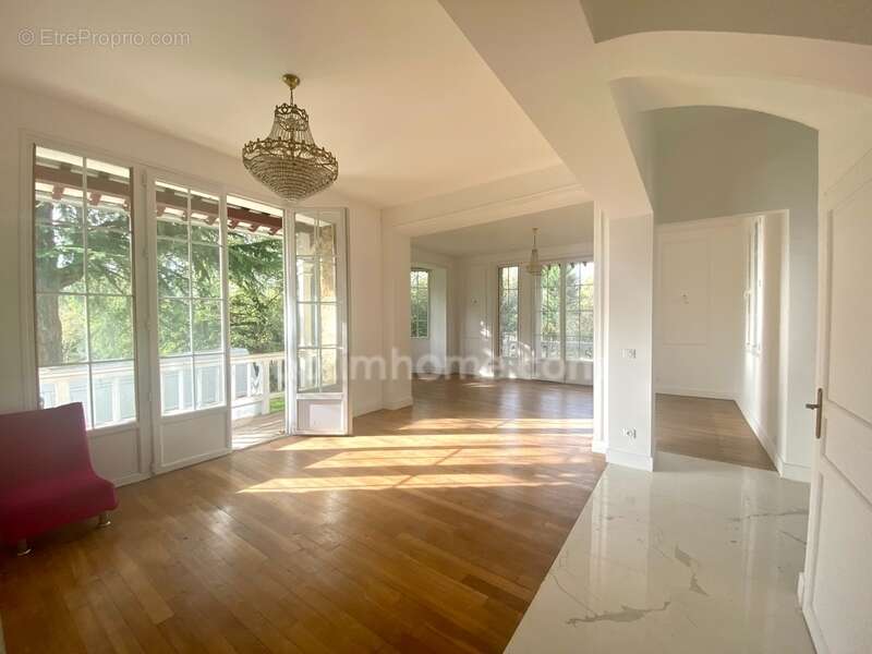 Maison à MONTMORENCY