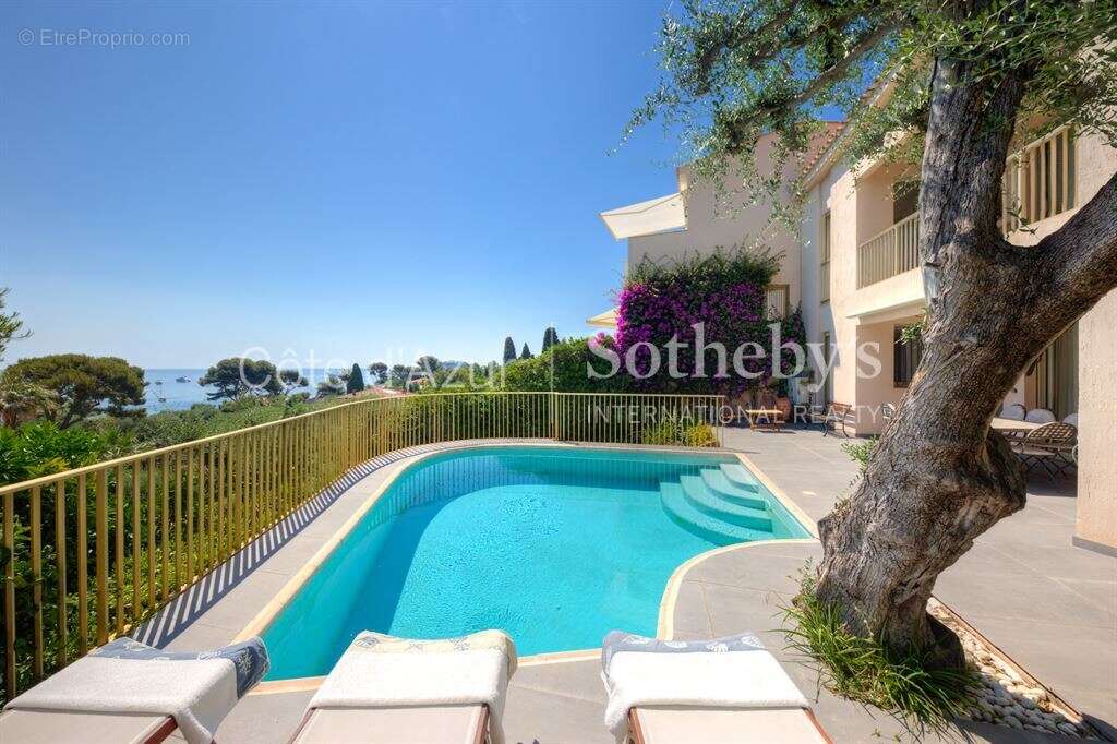 Appartement à SAINT-JEAN-CAP-FERRAT