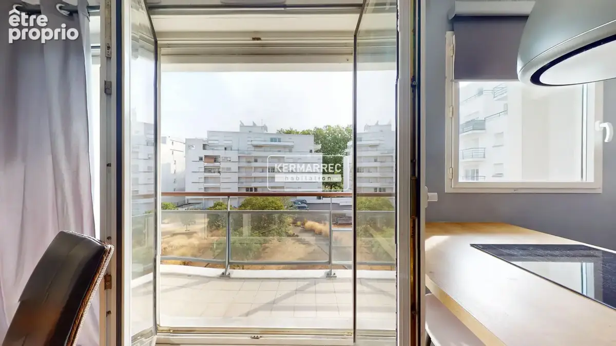 NANTES - T2 avec balcon et parking en sous-sol - 47m² - photo 3