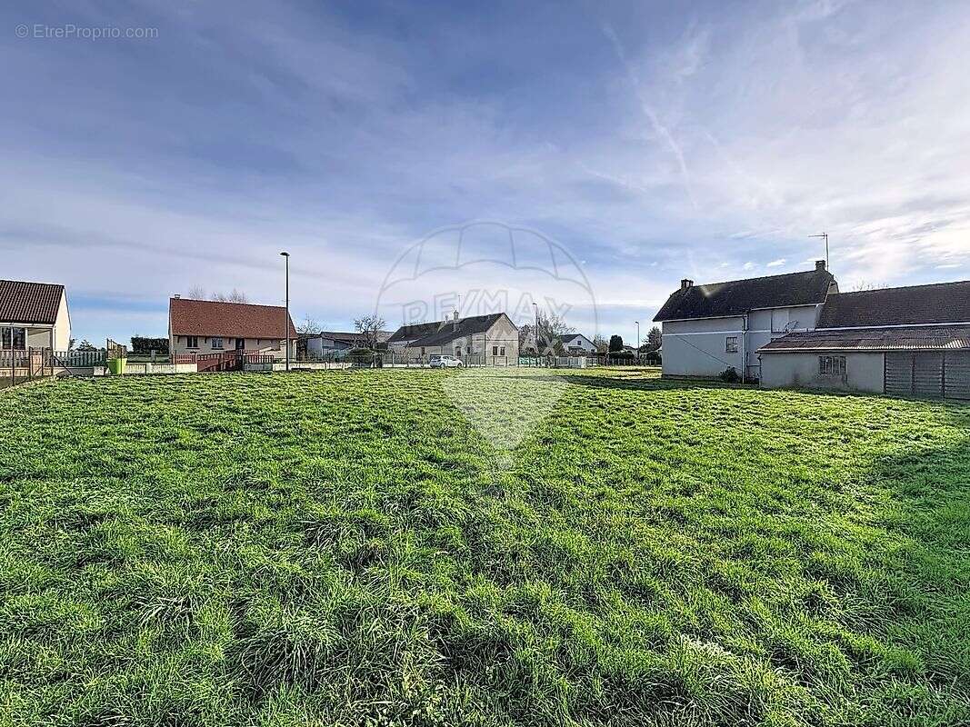 Terrain à FOUCHERES