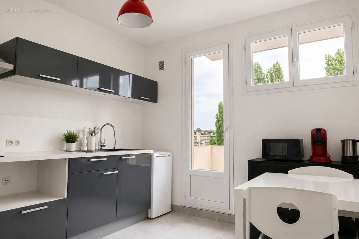 Appartement lumineux en excellent état - photo 2