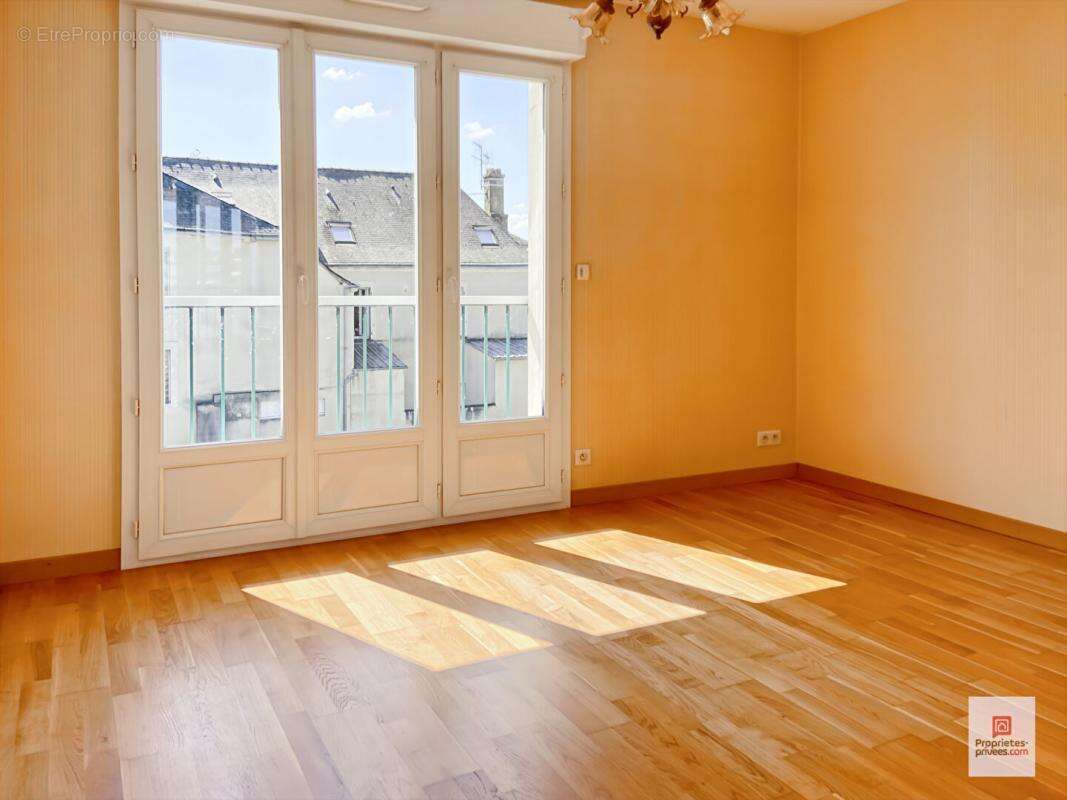 Appartement à SABLE-SUR-SARTHE