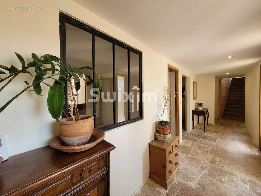 Maison à SAINT-AMOUR-BELLEVUE