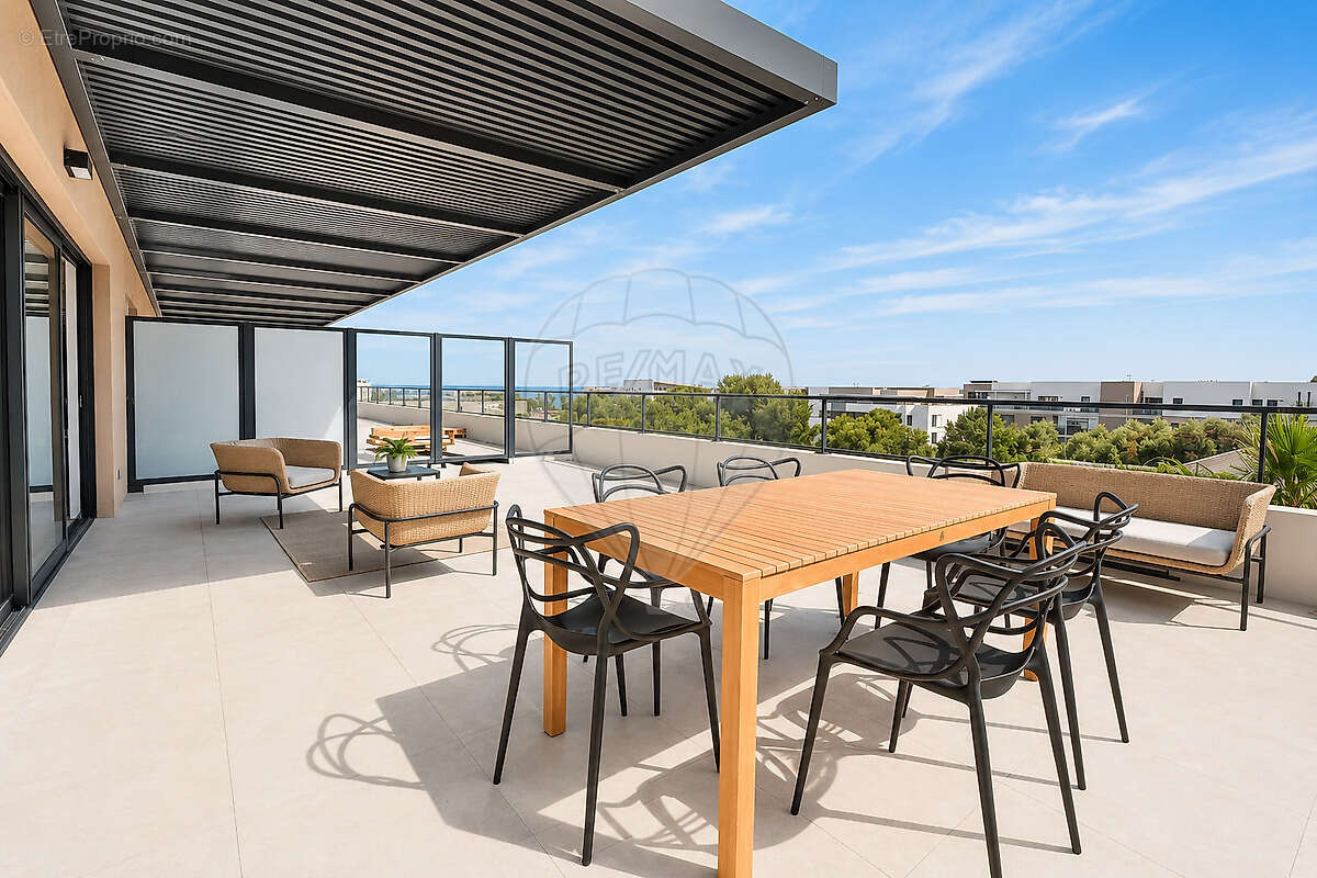 Appartement à VILLENEUVE-LOUBET