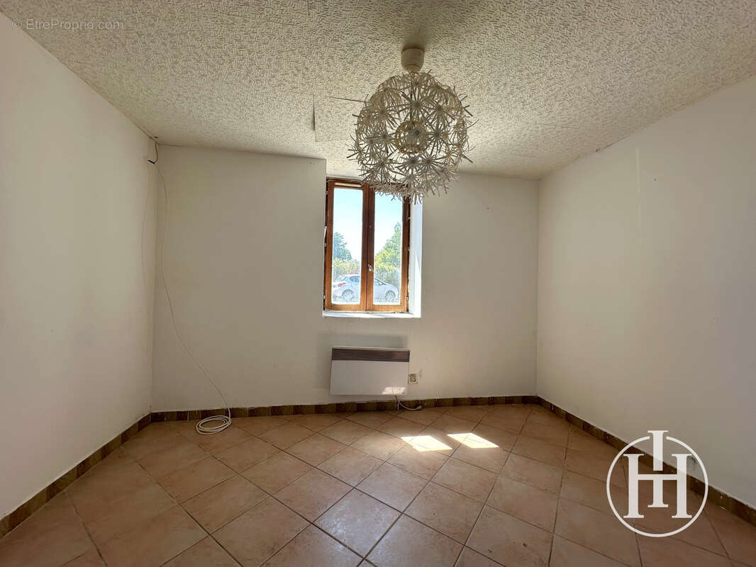 EXCLUSIVITÉ : Maison de village   93 m2   Idéale investissement locatif ou premier achat - photo 4