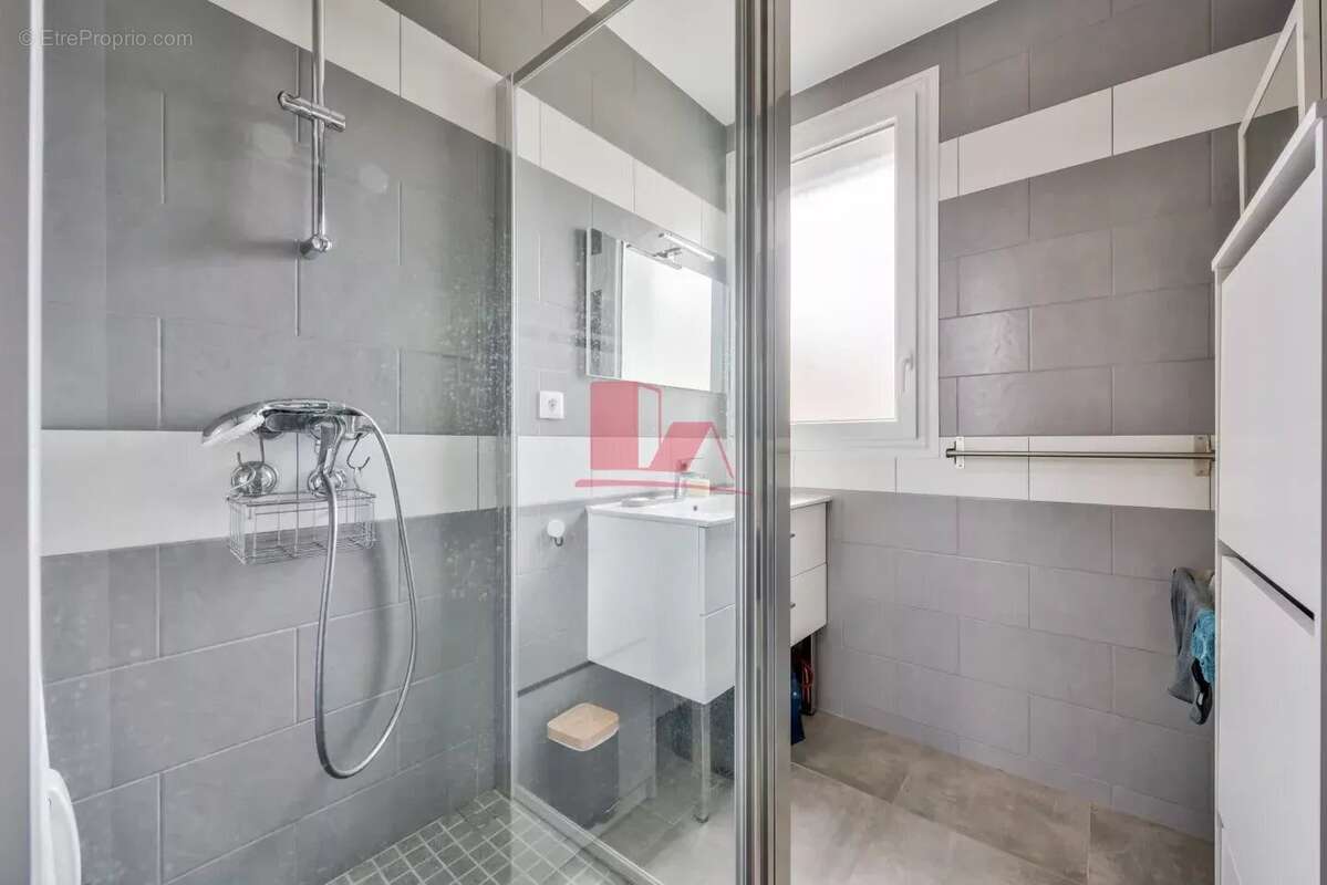 Appartement à ISSY-LES-MOULINEAUX
