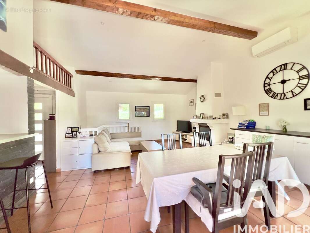 Photo 4 - Maison à FREJUS